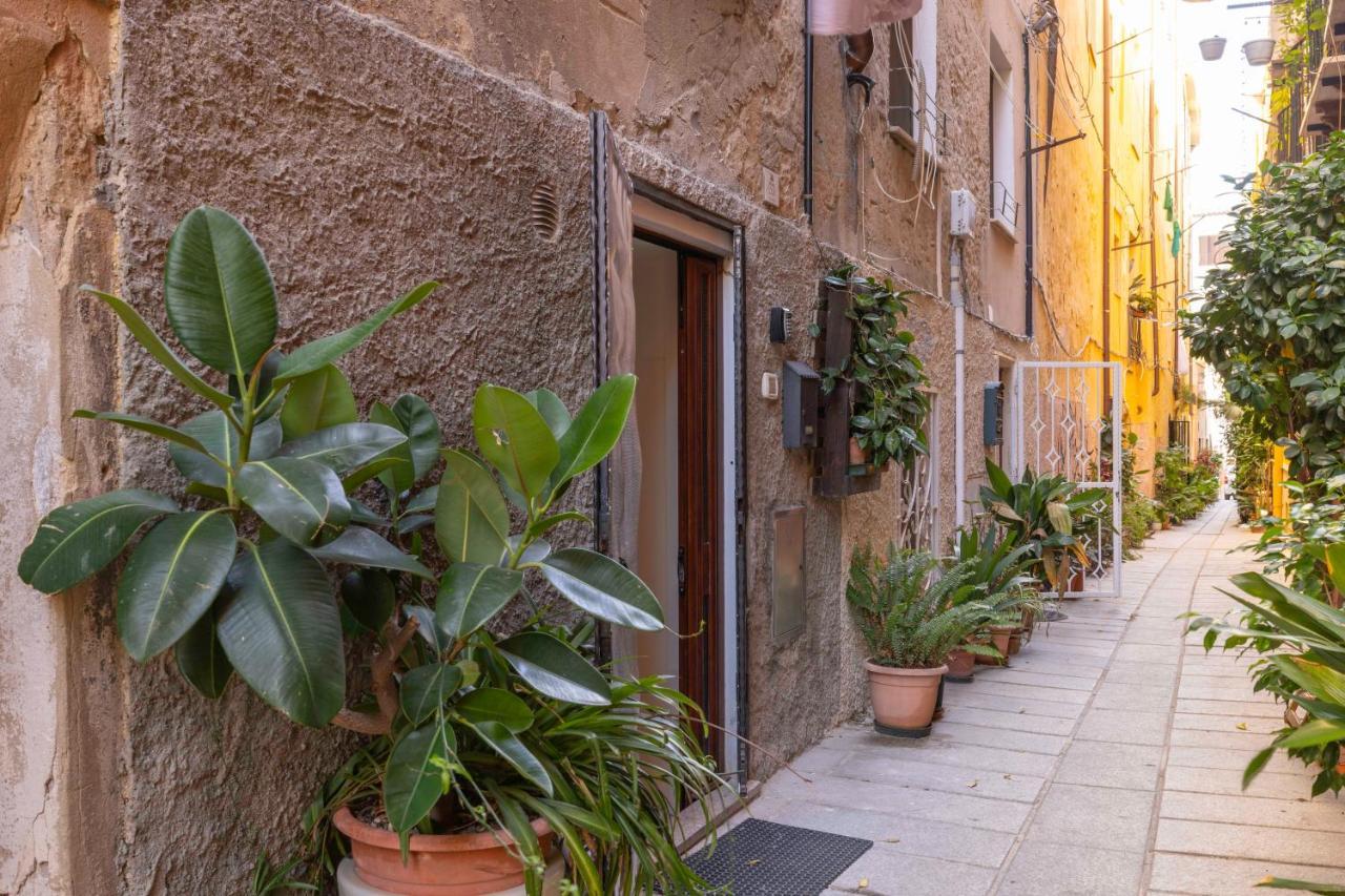 Casa Vacanze Nel Cuore Di קליארי מראה חיצוני תמונה
